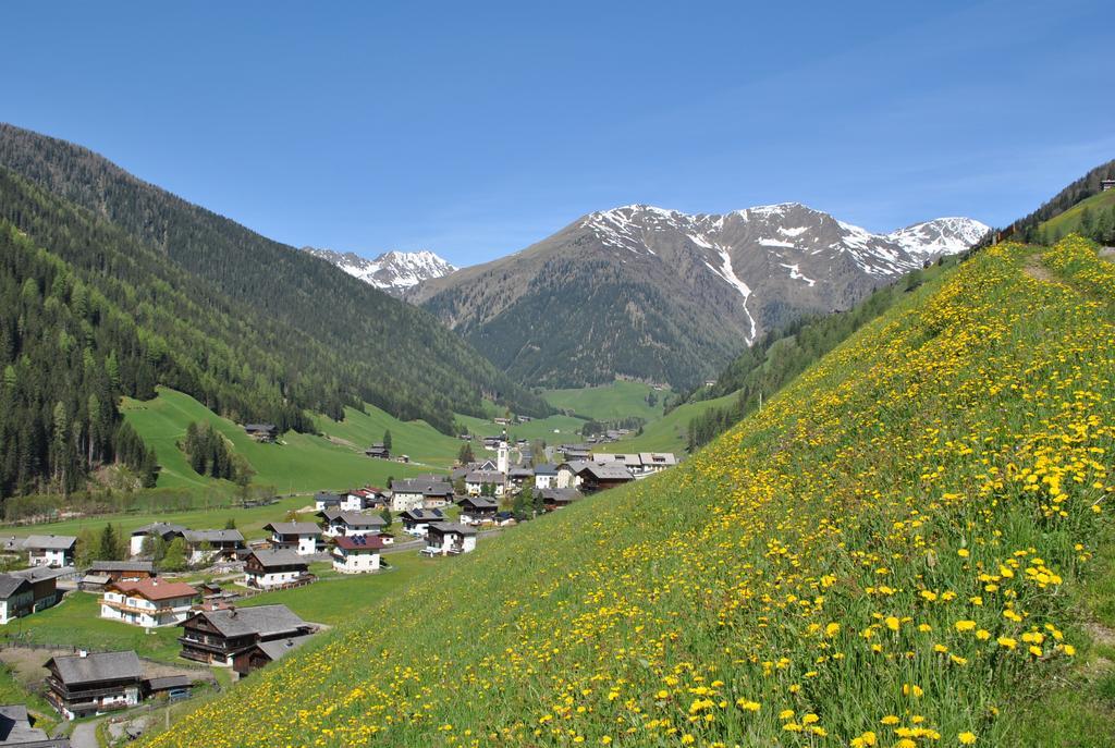 Ferienwohnungen Michaela Ortner Innervillgraten Exterior foto